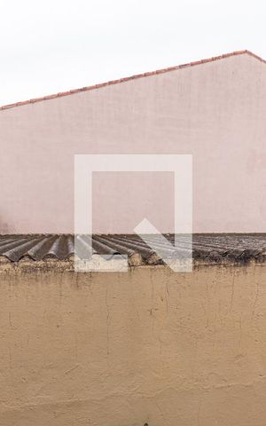 Casa à venda com 186m², 2 quartos e 2 vagas Casa à venda com 186m², 2 quartos e 2 vagasVista do Quarto 1