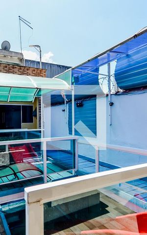 Casa à venda com 200m², 2 quartos e 2 vagasVaranda 