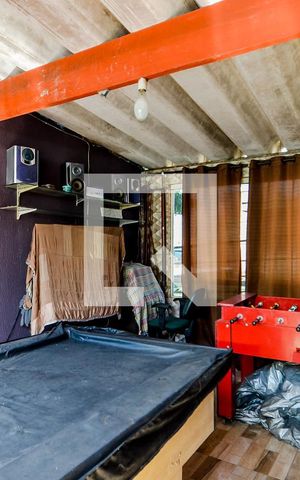 Casa à venda com 200m², 2 quartos e 2 vagasVaranda 