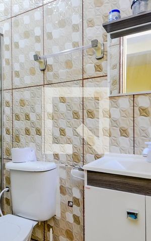Casa à venda com 200m², 2 quartos e 2 vagasBanheiro da Suíte