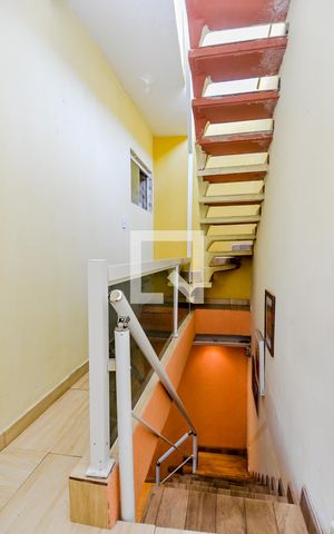 Casa à venda com 200m², 2 quartos e 2 vagasCorredor dos Quartos 