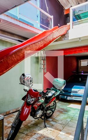 Casa à venda com 200m², 2 quartos e 2 vagasChurrasqueira