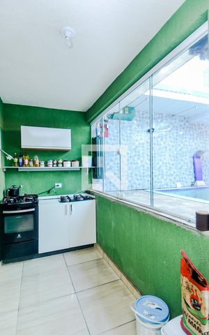 Casa à venda com 200m², 2 quartos e 2 vagasCozinha