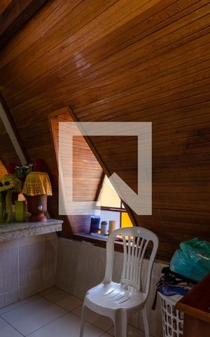 Casa à venda com 450m², 4 quartos e 4 vagasBanheiro Suíte