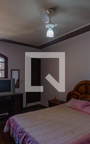 Casa à venda com 450m², 4 quartos e 4 vagasQuarto 3
