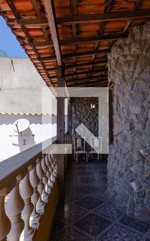 Casa à venda com 450m², 4 quartos e 4 vagasVaranda 2