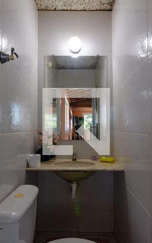 Casa à venda com 450m², 4 quartos e 4 vagasBanheiro Salão de Festas