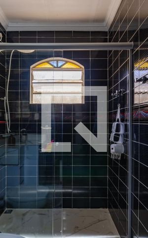 Casa à venda com 450m², 4 quartos e 4 vagasBanheiro Social