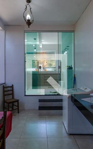 Casa à venda com 450m², 4 quartos e 4 vagasÁrea de Serviço