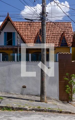 Casa à venda com 450m², 4 quartos e 4 vagasFachada
