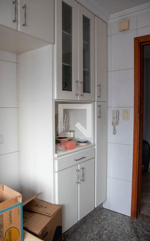 Apartamento à venda com 158m², 3 quartos e 3 vagas Apartamento à venda com 158m², 3 quartos e 3 vagasCozinha
