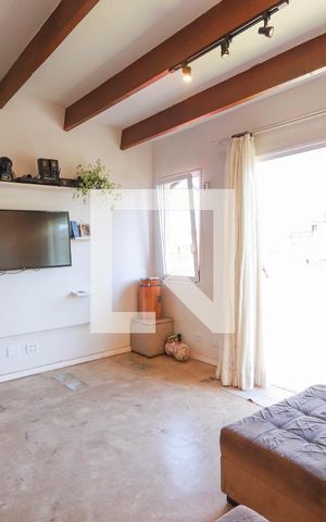 Casa à venda com 201m², 3 quartos e 2 vagas Casa à venda com 201m², 3 quartos e 2 vagasSala