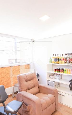 Casa à venda com 201m², 3 quartos e 2 vagasSala 2