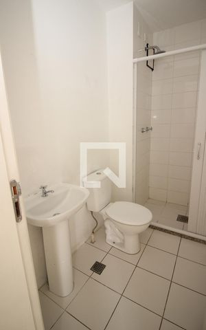 Apartamento à venda com 70m², 3 quartos e 1 vaga Apartamento à venda com 70m², 3 quartos e 1 vagaBanheiro Social