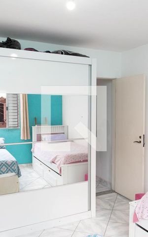 Casa à venda com 70m², 3 quartos e sem vaga Casa à venda com 70m², 3 quartos e sem vagaQuarto 1