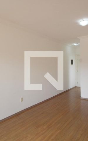 Apartamento para alugar com 71m², 2 quartos e 1 vagaSala