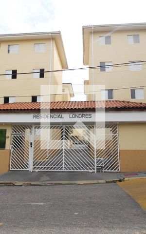 Apartamento para alugar com 71m², 2 quartos e 1 vagaFachada