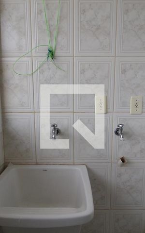 Apartamento para alugar com 71m², 2 quartos e 1 vagaÁrea de Serviço