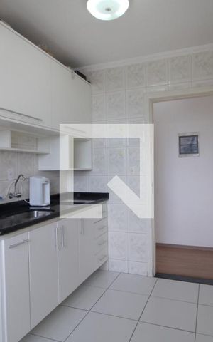 Apartamento para alugar com 71m², 2 quartos e 1 vagaCozinha