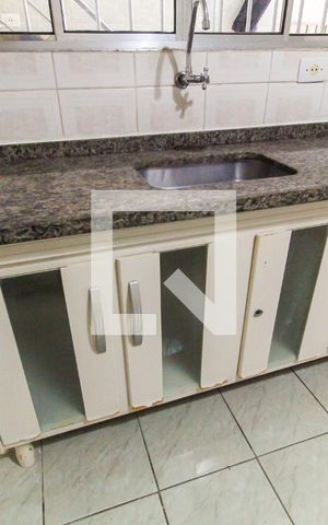 Casa para alugar com 75m², 2 quartos e 1 vaga Casa para alugar com 75m², 2 quartos e 1 vagaCozinha