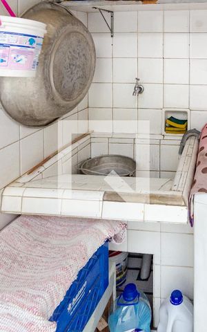 Casa à venda com 150m², 2 quartos e 2 vagas Casa à venda com 150m², 2 quartos e 2 vagasLavanderia