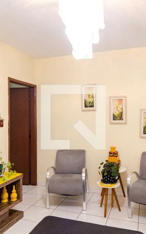 Casa à venda com 150m², 2 quartos e 2 vagas Casa à venda com 150m², 2 quartos e 2 vagasSala