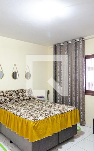 Casa à venda com 150m², 2 quartos e 2 vagas Casa à venda com 150m², 2 quartos e 2 vagasQuarto 1