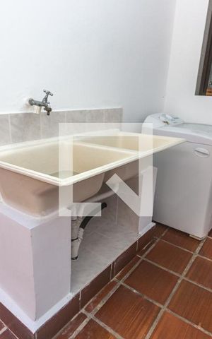 Casa à venda com 185m², 2 quartos e 2 vagasÁrea de serviço
