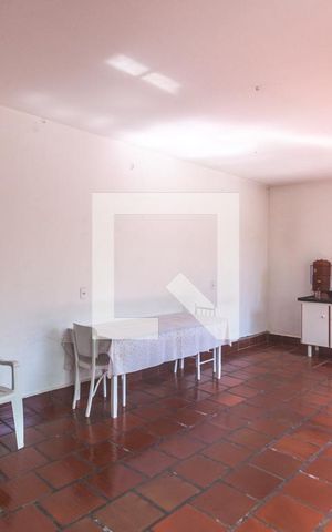 Casa à venda com 185m², 2 quartos e 2 vagasSalão