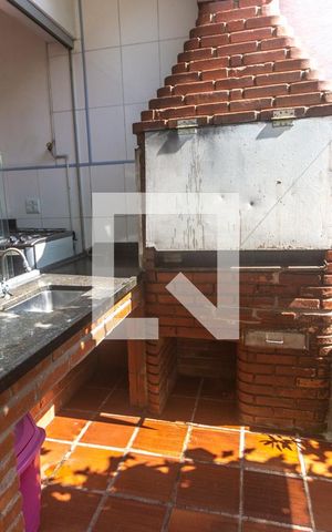 Casa à venda com 185m², 2 quartos e 2 vagasQuintal