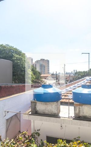 Casa à venda com 185m², 2 quartos e 2 vagasVista quintal