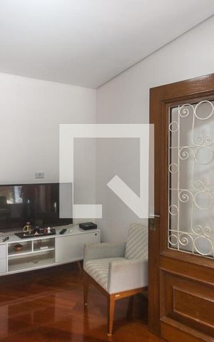 Casa à venda com 185m², 2 quartos e 2 vagasSala de estar