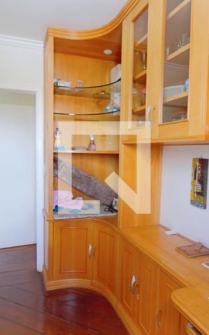 Apartamento à venda com 63m², 3 quartos e 2 vagas Apartamento à venda com 63m², 3 quartos e 2 vagasQuarto 1