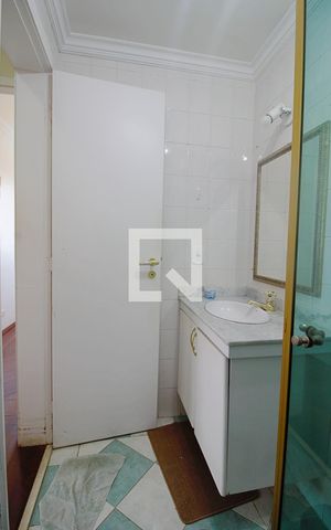 Apartamento à venda com 63m², 3 quartos e 2 vagas Apartamento à venda com 63m², 3 quartos e 2 vagasBanheiro