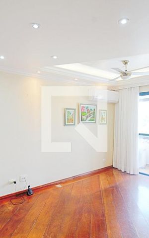 Apartamento à venda com 63m², 3 quartos e 2 vagas Apartamento à venda com 63m², 3 quartos e 2 vagasSala