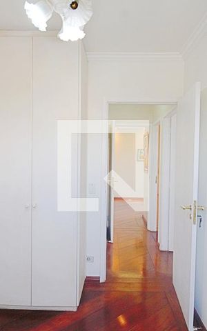 Apartamento à venda com 63m², 3 quartos e 2 vagas Apartamento à venda com 63m², 3 quartos e 2 vagasSuíte 2