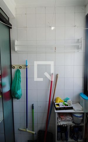 Apartamento à venda com 63m², 3 quartos e 2 vagas Apartamento à venda com 63m², 3 quartos e 2 vagasÁrea de Serviço