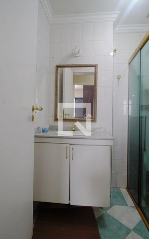 Apartamento à venda com 63m², 3 quartos e 2 vagas Apartamento à venda com 63m², 3 quartos e 2 vagasBanheiro