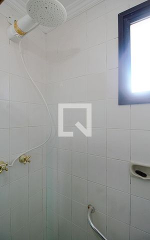 Apartamento à venda com 63m², 3 quartos e 2 vagas Apartamento à venda com 63m², 3 quartos e 2 vagasBanheiro da Suíte 2