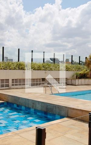 Apartamento à venda com 63m², 3 quartos e 2 vagas Apartamento à venda com 63m², 3 quartos e 2 vagasÁrea comum - Piscina