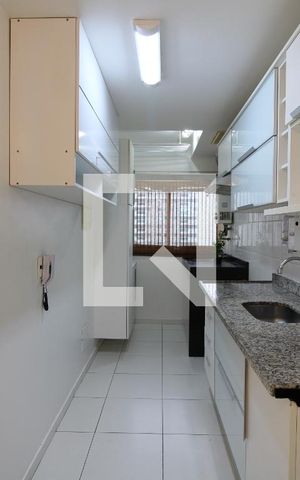 Apartamento à venda com 75m², 2 quartos e 2 vagasCozinha