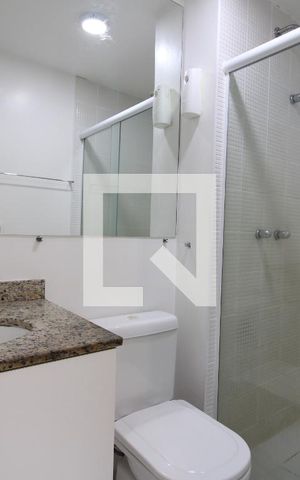 Apartamento à venda com 75m², 2 quartos e 2 vagasBanheiro da Suíte