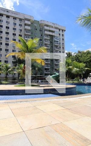 Apartamento à venda com 75m², 2 quartos e 2 vagasÁrea comum - Piscina