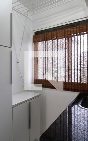Apartamento à venda com 75m², 2 quartos e 2 vagasÁrea de Serviço