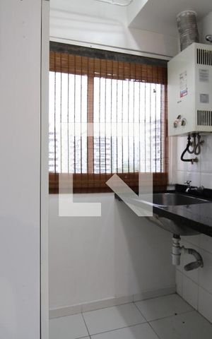 Apartamento à venda com 75m², 2 quartos e 2 vagasÁrea de Serviço