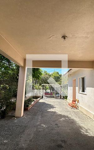 Casa à venda com 140m², 2 quartos e 2 vagasGaragem