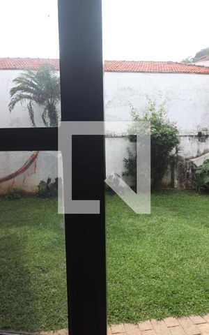 Casa à venda com 460m², 4 quartos e 7 vagasVista Quarto 1 