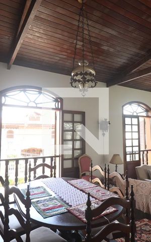 Casa à venda com 460m², 4 quartos e 7 vagasSala de Jantar