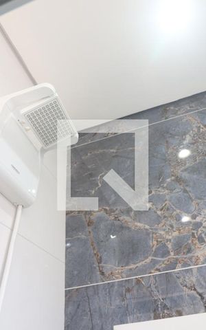 Casa à venda com 460m², 4 quartos e 7 vagasBanheiro Quarto 2