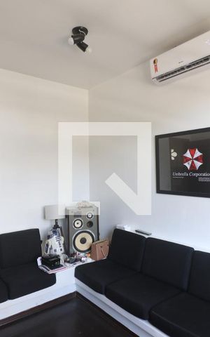 Casa à venda com 460m², 4 quartos e 7 vagasSala de TV